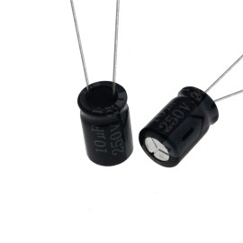 3.3UF 50V Elektrolitik Kondansatör