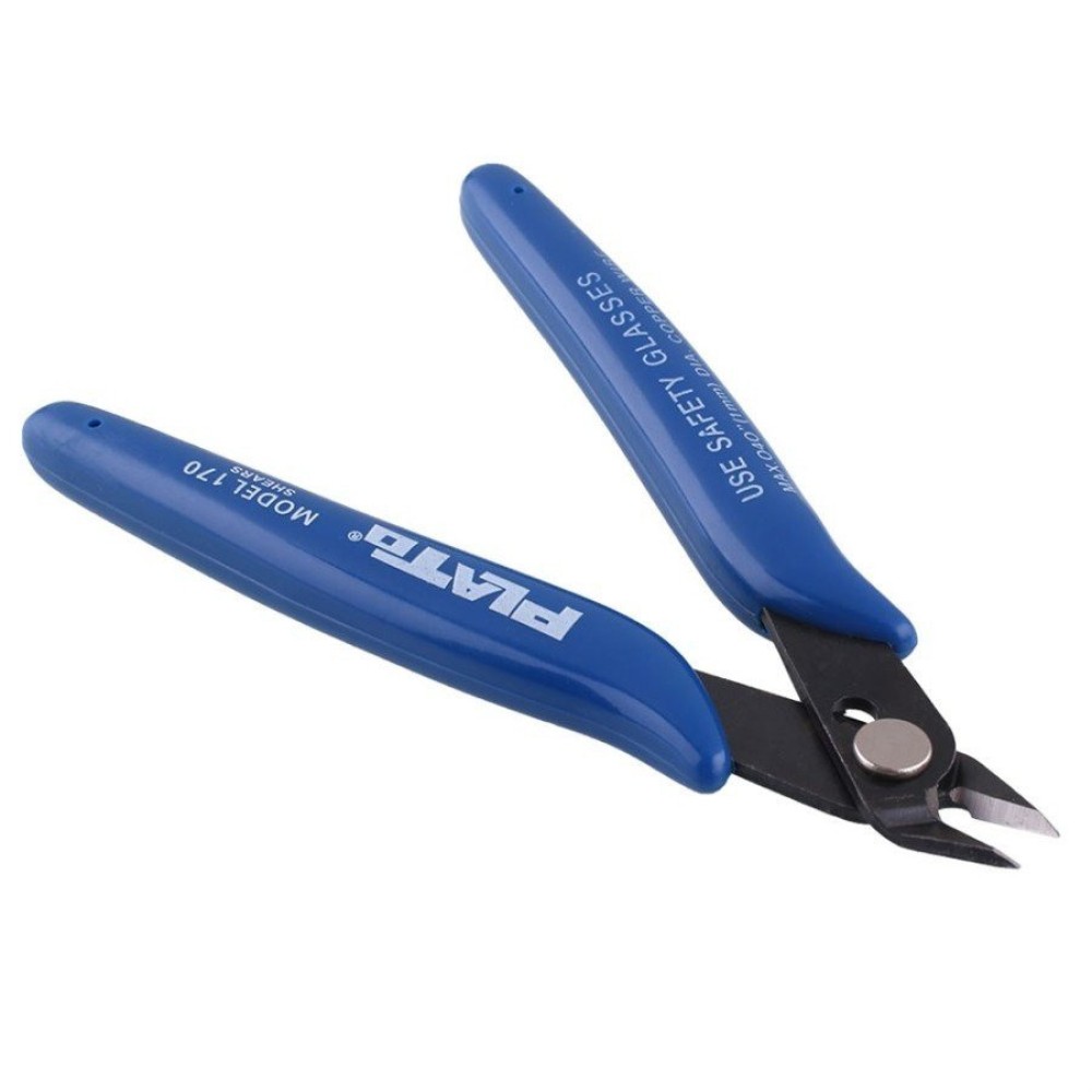 Yan Keski PLATO 170 Yan Keski PLATO 170